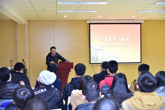 北京邮电大学第二届“创业嘉年华”活动顺利举行 (8).jpg