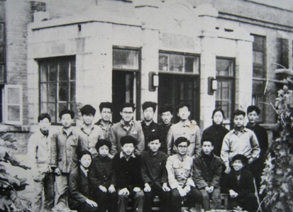 031963年春,在天津微电机厂实习.jpg